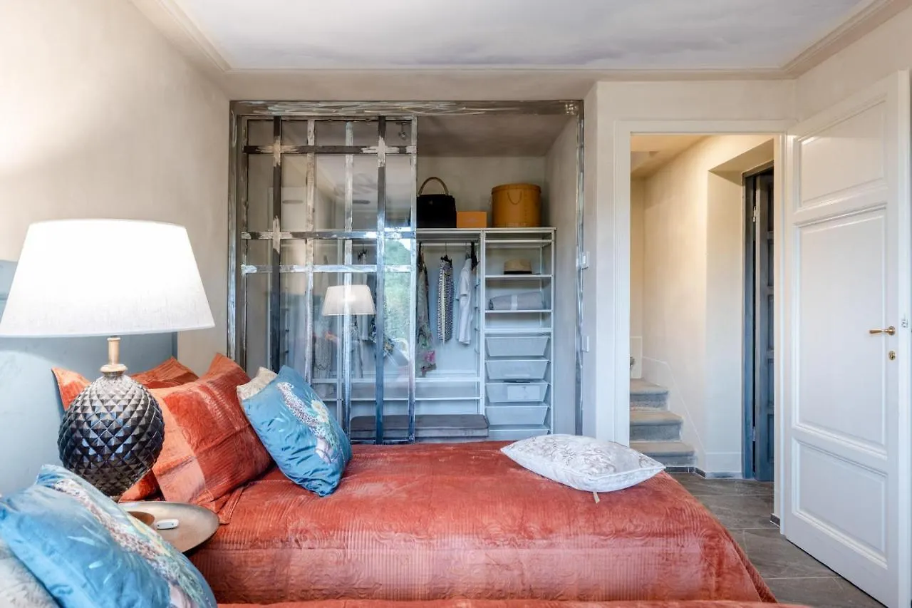 Il Conte: Luxury Tuscan Villa with Pool and Spa Orentano 0*,  Italy